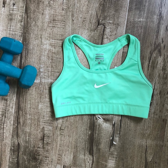 mint green nike sports bra